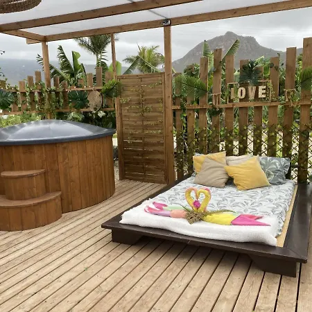 Amani Con Jacuzzi Climatizado Y Piscina