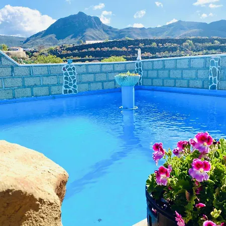 Amani Con Jacuzzi Climatizado Y Piscina 아파트 Buzanada