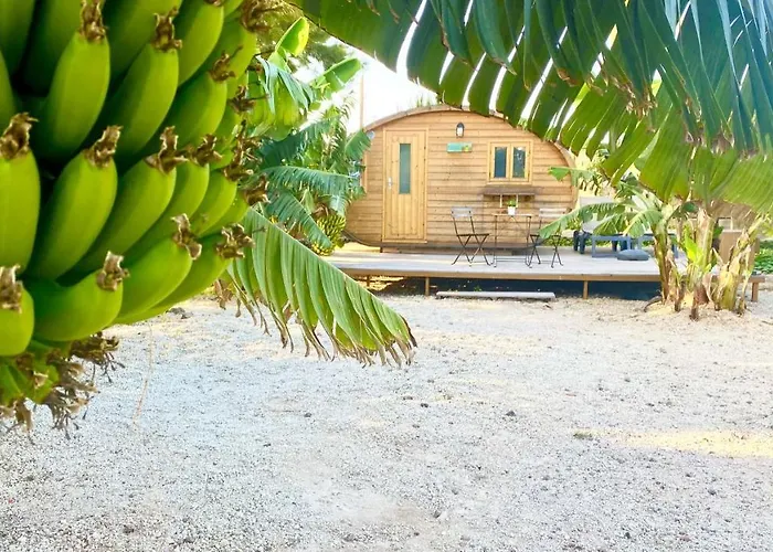 Amani Con Jacuzzi Climatizado Y Piscina * Buzanada