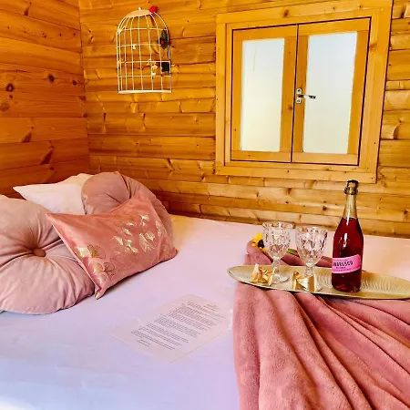 Amani Con Jacuzzi Climatizado Y Piscina Апартаменты *