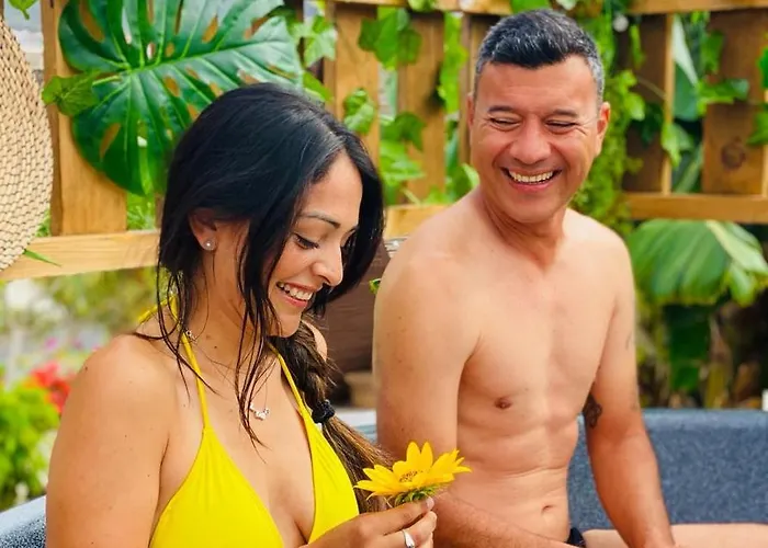 Amani Con Jacuzzi Climatizado Y Piscina Buzanada