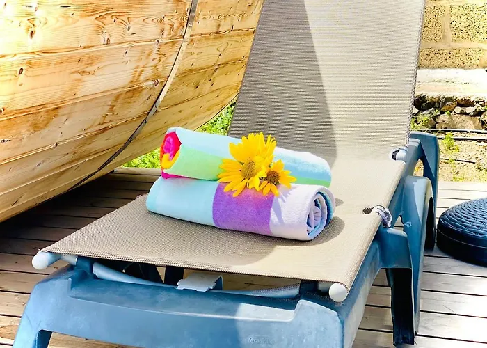 Amani Con Jacuzzi Climatizado Y Piscina * Buzanada