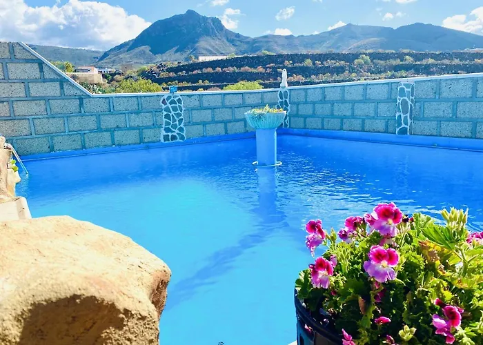 Amani Con Jacuzzi Climatizado Y Piscina Daire Buzanada