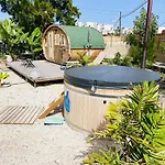 Amani Con Jacuzzi Climatizado Y Piscina Buzanada